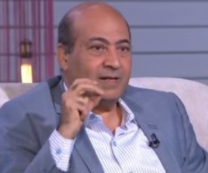 عن قرب.. طارق الشناوى: وحيد حامد راهن على ذروة الهامش و"الإرهاب والكباب" نقلة لعادل إمام