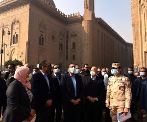 مدبولي يوجه بسرعة ترميم جامع عمرو بن العاص بالكامل لأهميته التاريخية والدينية