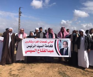 محافظ شمال سيناء يتابع عودة المواطنين لقرى الشيخ زويد.. وشدد على اهتمام الدولة بتحقيق مطالبهم (صور)