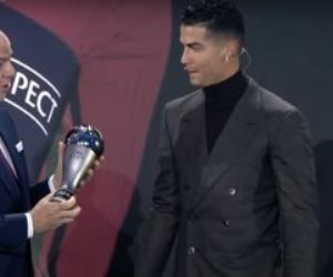 رونالدو يتوج بجائزة جديدة من الفيفا فى حفل The Best بعد إنجازه الدولى
