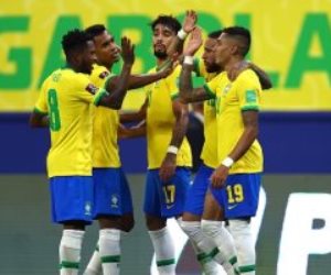 فينيسيوس ورافينيا يقودان هجوم البرازيل ضد الإكوادور فى تصفيات كأس العالم