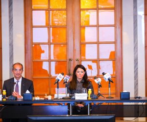 وزيرا التعاون الدولي والاتصالات يشهدان إطلاق تقرير مرصد الاقتصاد المصري للبنك الدولي لعام 2021