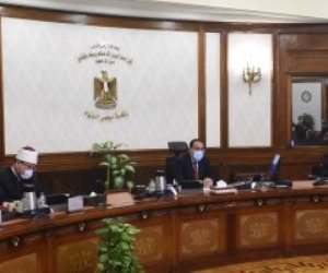 رئيس الوزراء يترأس اجتماع الحكومة الأسبوعى