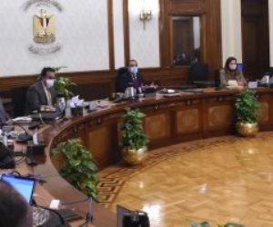 بعد اجتماع " الحكومة " .. رئيس الوزراء يعلن إضافة مدد زمنية للمقاولين بمشروعات حياة كريمة وإعفاء من غرامات تأخير