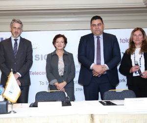 المصرية للاتصالات توقع قرضا مع بنك الاستثمار الأوروبي بـ150 مليون يورو للتوسع بشبكة المحمول 