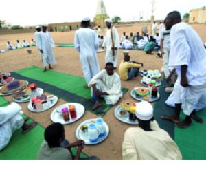 طائرة رمضانية.. كيف يحتفل السودان بالشهر الكريم؟