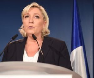 مارين لوبان الصعيدية التي تهدد عرش ماكرون للبقاء بالاليزية في الانتخابات الفرنسية 2022