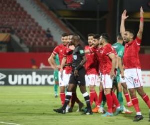 بعد فوز الأهلي علي الرجاء..  صحف المغرب: خبرة الأحمر حسمت التأهل للدور نصف نهائي 