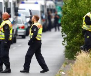 الشرطة الألمانية تلقى القبض على فتى بحوزته عدة قنابل وخطط لتفجير مدرستين