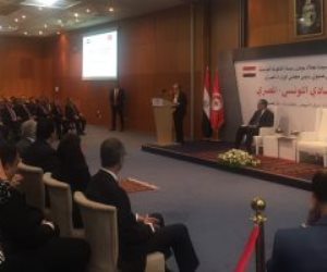 رئيس الوزراء من تونس: ما حققه الاقتصاد المصرى مهم وملهم