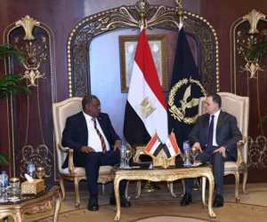 محمود توفيق يستقبل نظيره السوداني لمناقشة القضايا الأمنية ذات الاهتمام المشترك
