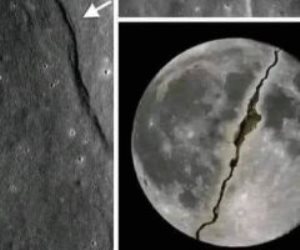 رئيس البحوث الفلكية عن الصور المتداولة عن انشقاق القمر :  خبر غير صحيح وغريب جدا 