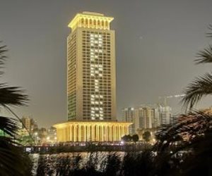 مصر تحتفل بيوم إفريقيا بإضاءة مبنى وزارة الخارجية.. صور