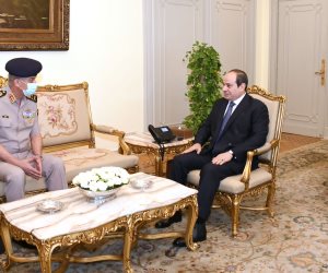الرئيس السيسي يستقبل الفريق أول محمد زكي القائد العام للقوات المسلحة