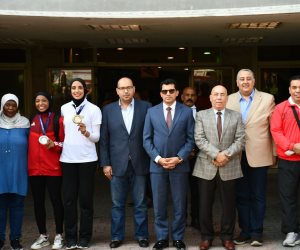 وزير الرياضة يستقبل أبطال مصر فى الكاراتيه بعد فوزهم ب7 ميداليات بدورة ألعاب البحر المتوسط 