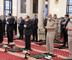  بدء صلاة عيد الأضحى بمسجد المشير طنطاوى بحضور الرئيس السيسى 