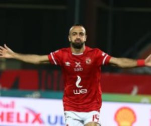 في الدقيقة الأخيرة من الشوط الأول .. " أفشة " يسجل الهدف الثالث للأهلي في مرمي فيوتشر 