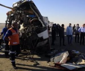 الصور الأولى لحادث وفاة 22 وإصابة 33 بتصادم أتوبيس ومقطورة في المنيا