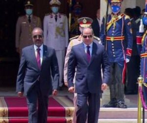 الرئيس السيسي يستقبل نظيره الصومالى بقصر الاتحادية