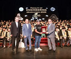 بالصور.. جامعة مصر للعلوم والتكنولوجيا تقيم حفلا ضخما لتخريج الدفعة "23" بكلية الهندسة