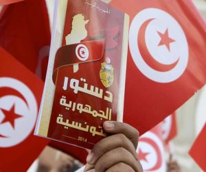 دستور تونس الجديد يعيد هيبة الدولة.. والمشاركة الكبيرة في الاستفتاء رسالة بلفظ الإرهاب