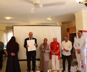 تدريب 20 رائدة صحية وريفية على الإسعافات الأولية في شمال سيناء (صور)