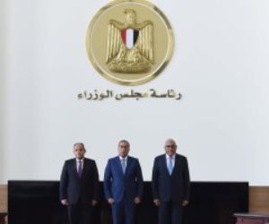 رئيس الوزراء يشهد اتفاقا بين "هيئة الاستثمار" وشركة "ستيلانتس" لصناعة السيارات