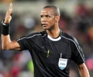 الكاف يختار  الزامبي سيكازوى حكما لمباراة الأهلى والاتحاد المنستيرى فى دورى أبطال أفريقيا