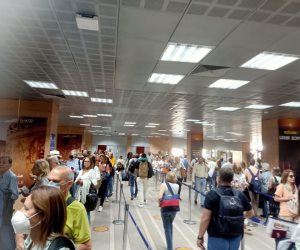 مطار الأقصر يستقبل أولى رحلات طيران "البحر الأحمر" من إسبانيا.. صور