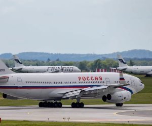 فرار طيار كوبي بطائرة روسية إلى الولايات المتحدة 