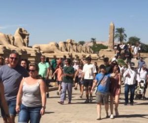 «خير السياحة يفيض على مصر» أفواج تتوافد على الأقصر (صور)