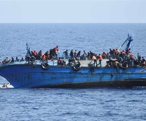 سفير مصر باليونان: تسهيل إجراء تحليل DNA لأهالي ضحايا غرق مركب الهجرة لسرعة نقل الجثامين