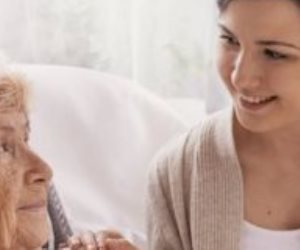 عادات غذائية تفيد صحتك العقلية.. أبرزها الخضراوات والفواكه