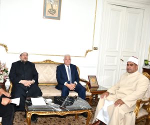 وزير الأوقاف ومحافظ جنوب سيناء يناقشان خطة الدعوة وعمارة المساجد بالمحافظة والاستعداد لشهر رمضان المبارك