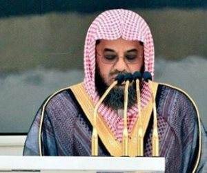 استقالة الشيخ سعود الشريم من إمامة الحرم المكي.. الحقيقة الكاملة (صور)