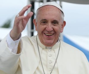 البابا فرنسيس يدعو لإتاحة وصول المساعدات إلى غزة