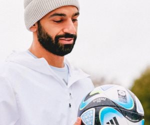 ستنطلق في الصيف القادم ... محمد صلاح يروج للكرة الرسمية لكأس العالم للسيدات 2023