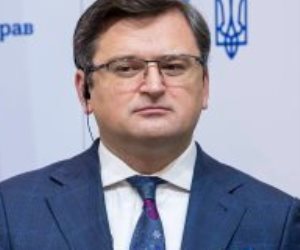 وزير الخارجية الأوكرانى: سنتلقى دعما غربيا يقدر بـ140 دبابة