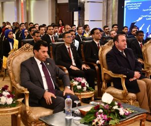 وزير الشباب يلتقى أعضاء مجالس اتحادات طلاب الجامعات المصرية