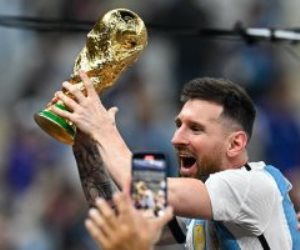 "فيفا" يستعرض أهداف ميسي فى كأس العالم قبل حفل "ذا بيست".. فيديو