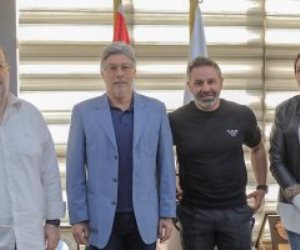 رسميا.. اتحاد الكرة يتعاقد مع البرتغالي فيتور بيريرا لرئاسة لجنة الحكام