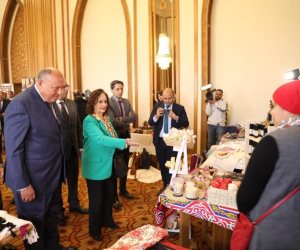 وزير الخارجية يفتتح معرض المنتجات المصرية التراثية " اشترى مصرى" في نسخته العاشرة 