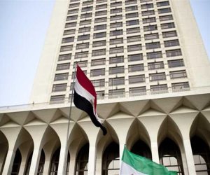 مصر تتابع باهتمام اتفاق استئناف العلاقات الدبلوماسية بين السعودية وإيران، وتتطلع إلى ان يسهم فى تخفيف حدة التوتر فى المنطقة