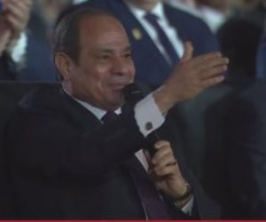 الرئيس السيسي يعطي إشارة البدء لانطلاق مبادرة "كتف في كتف": يلا بسم الله الرحمن الرحيم