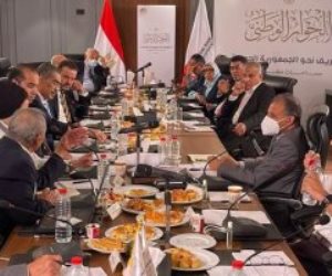 حزب المصريين: مجلس أمناء الحوار الوطني يعمل باحترافية شديدة