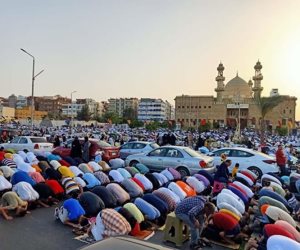 الجمعة أول ايام عيد الفطر المبارك.. والصلاة في القاهرة الساعة 5:47 