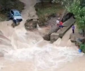 ارتفاع حصيلة ضحايا فيضانات إيطاليا إلى 14 قتيلا