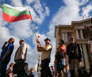 تقرير: انخفاض متوسط أعمار البلغاريين بشكل مثير للقلق