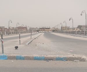 إغلاق محال شمال سيناء وخلو الشوارع من المارة بسبب ارتفاع درجات الحرارة.. والصحة تحذر (صور)