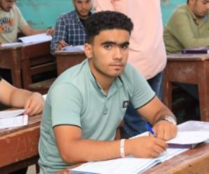 قطار الثانوية العامة يصل محطة اللغة الأجنبية الثانية.. 70% من الأسئلة للمستويات البسيطة والمتوسطة و30 للعليا.. ووزير التعليم يوجه بضبط اللجان